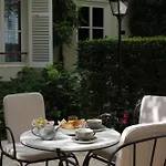 Otel Lord Byron Paris