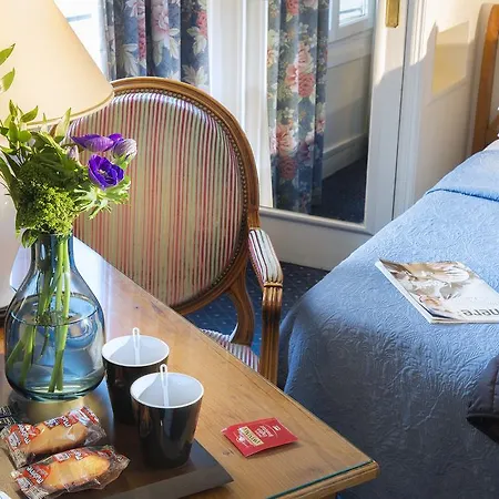 Hotell Lord Byron Paris