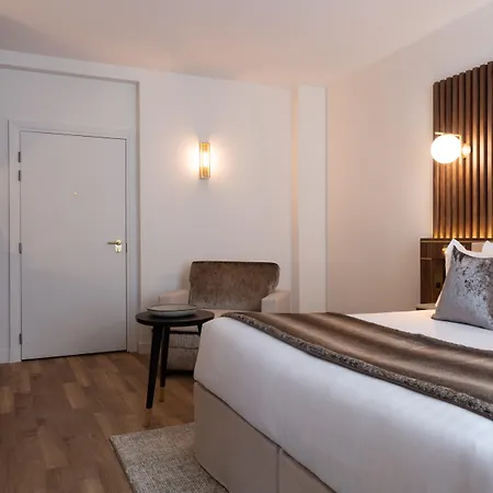 Lord Byron Hotell 4*