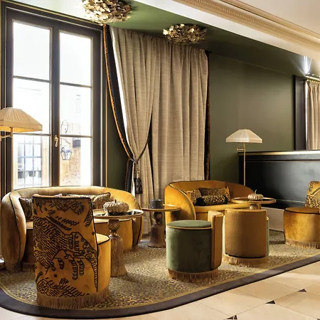 Lord Byron Otel 4*
