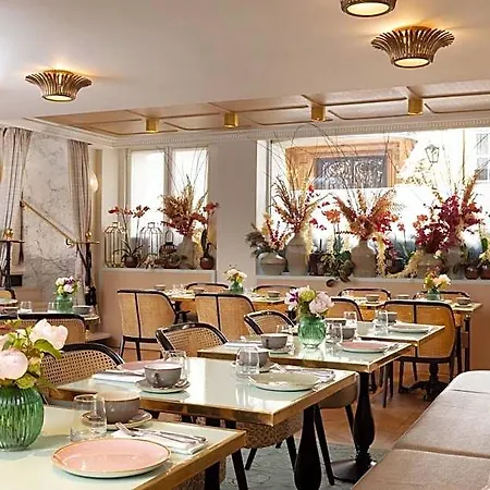 Lord Byron Hotell 4*