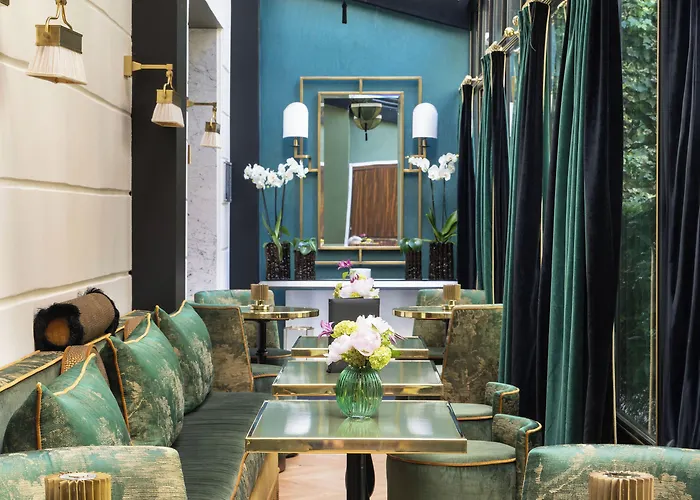 Lord Byron Hotel 4*