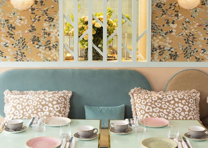 Hotel Lord Byron Paris