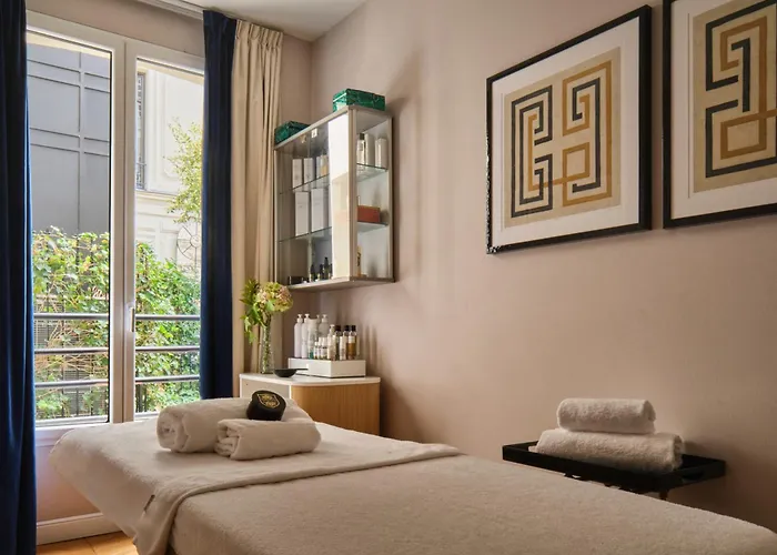 Lord Byron Hotel Paris