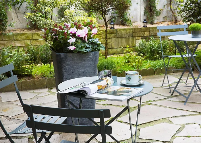 Hotel Lord Byron Paris