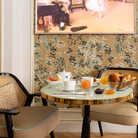 Отель Lord Byron 4*