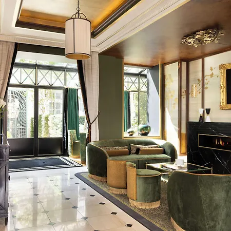 Lord Byron Hotell 4*